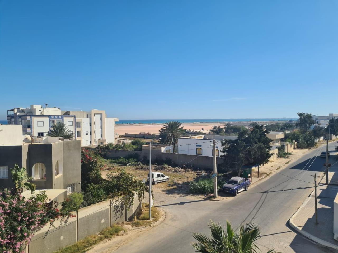 Mahdia - Baghdadi - Laourient Apartments, Restaurant, Cafe Экстерьер фото