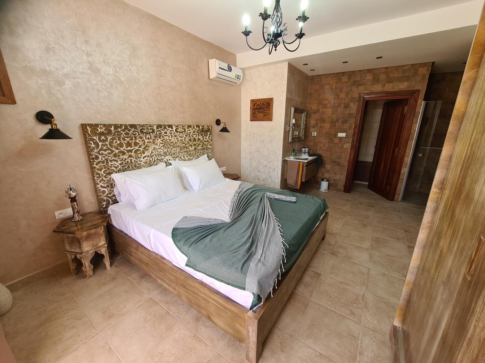 Mahdia - Baghdadi - Laourient Apartments, Restaurant, Cafe Номер фото